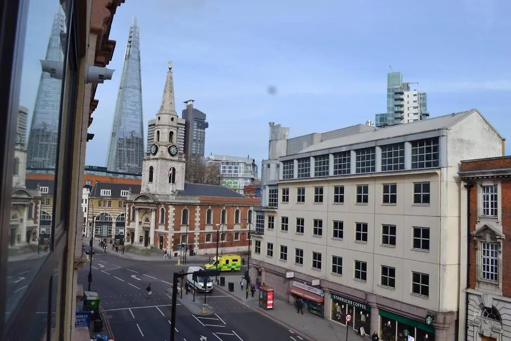 Br6 - Beautiful 1 Bed Flat In Heart Of Borough Apartment London