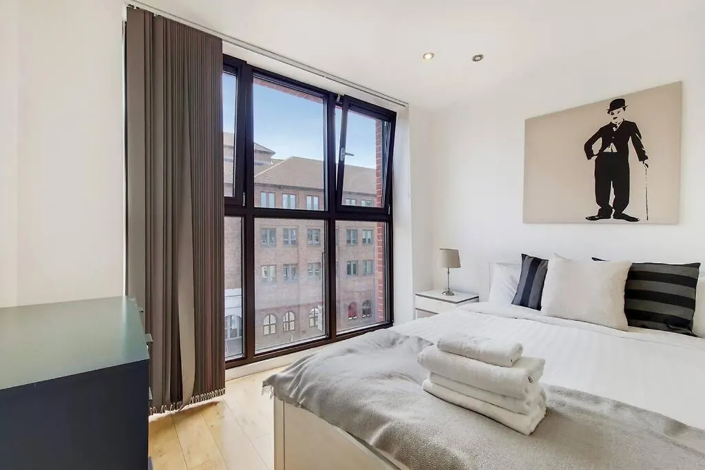 Br6 - Beautiful 1 Bed Flat In Heart Of Borough Apartment London