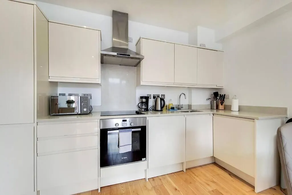 Br6 - Beautiful 1 Bed Flat In Heart Of Borough Apartment London