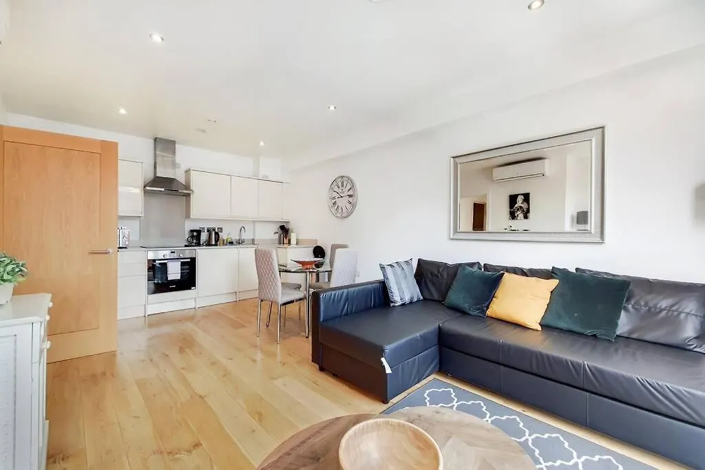 Br6 - Beautiful 1 Bed Flat In Heart Of Borough Apartment London